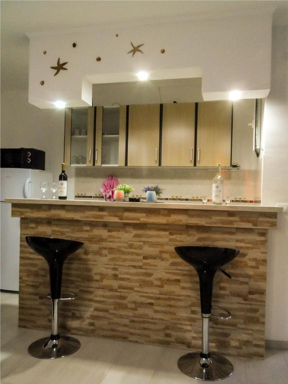 Apartments Miles ウトイェハ エクステリア 写真